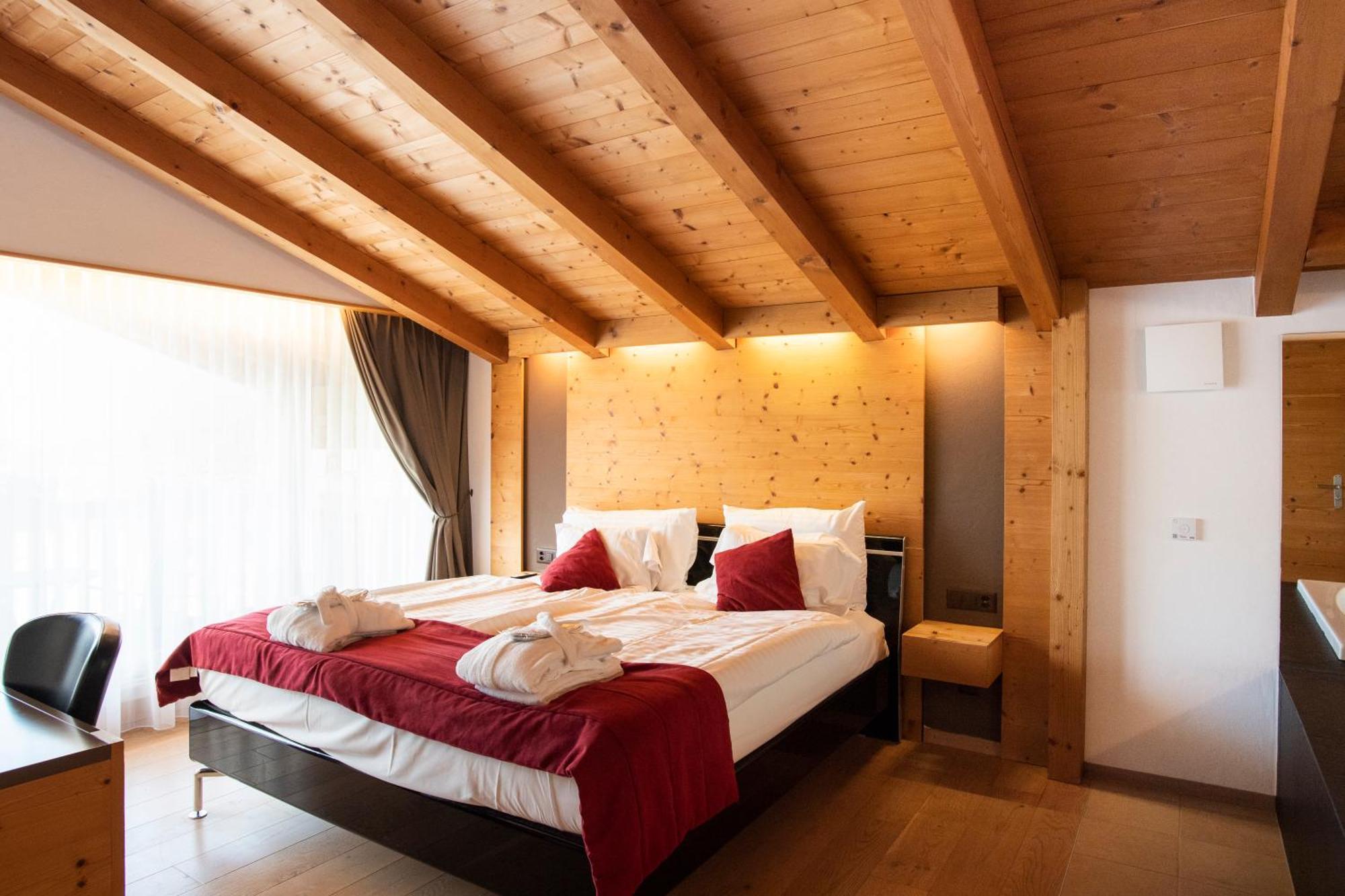 Hotel Cailler & Bains De La Gruyere Шарме Экстерьер фото